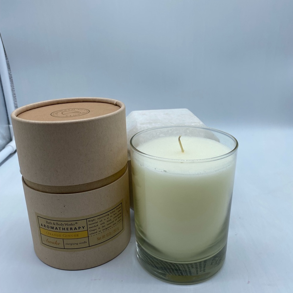 Bath & Body Works Aromatherapy Orange-Ginger energizing Candle
10 Oz